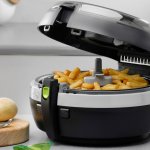 Buat Anda yang menginginkan kesempurnaan dalam menggoreng makanan kesukaan, sudah waktunya beralih ke air fryer! Nggak cuma hemat minyak, tapi juga kering sempurna.