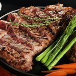 Waroeng Steak & Shake di Jakarta Selatan menawarkan pengalaman kuliner yang tak terlupakan. Dalam artikel ini, Anda juga akan menemukan sejumlah rekomendasi menu terbaik untuk bersantap bersama orang-orang tercinta.