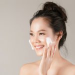 Menjaga kesehatan dan kecantikan wajah tentunya sangat penting. Salah satunya dengan menggunakan cleansing foam. Berikut ini, BP-Guide akan merekomendasikan cleansing foam terbaik untuk wajah Anda.