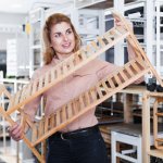 Menghias rumah dengan bunga tentu sangat menarik. Tapi, bila ditunjang dengan rak bunga yang indah, maka akan menjadi semakin memukau. Berikut ini, BP-Guide akan merekomendasikan rak bunga berbahan bambu yang bisa Anda pertimbangkan untuk mendukung keindahan rumah Anda.