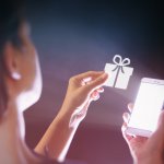 We all have that one friend who loves likes to keep himself/herself updated about all the latest technology out there. For those friends, trivial gifts never suffice! That's why you need to get them something they would love and enjoy! Here the best gadget-lover gifts you can get for your tech-savvy friend(s).