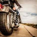 Ban motor memiliki fungsi yang sangat penting. Motor Anda bisa dibilang sangat terpengaruh kinerjanya dengan bagian motor yang satu ini. Sedang ingin mencari ban motor terbaik? Simak dulu ulasan dan rekomendasi dari BP-Guide berikut ini.