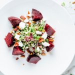 Microgreens are a super versatile food that you can incorporate into your diet in a bunch of different ways. Fresh, juicy and bright: these Salad receipes make the perfect side dish for lunch, dinner, and summer potlucks! So, we’ve gathered some delicious recipes featuring microgreens.