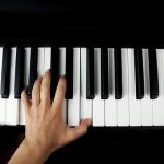 Keyboard adalah salah satu alat musik yang dibutuhkan para music composer untuk membuat lagu. Dalam produksi lagu, keyboard berkualitas tentu menjadi sebuah keharusan. Casio menjadi salah satu produsen keyboard terbaik yang sering dipilih oleh para musisi dalam menciptakan karyanya. Tertarik memiliki? Ini dia 10 rekomendasi keyboard Casio dari BP-Guide yang bisa dipilih untuk menciptakan karya musikmu.