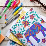 Siapa yang tidak suka mewarnai? Tentu banyak orang suka kegiatan yang satu ini mulai dari anak-anak hingga dewasa. Selain bisa mengekspresikan diri, mewarnai juga menjadi kegiatan yang bisa menghilangkan stres dan melatih otak kita agar lebih fokus, lho! Nah, cobain deh kalau penasaran baca dulu yuk manfaat lainnya dari mewarnai dan rekomendasi buku mewarnai untuk orang dewasa dari tim BP-Guide.