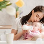 Ketika memilih botol susu untuk bayi Anda, keamanan dan kenyamanan harus menjadi prioritas utama. Dengan botol susu terbaik ini, Anda dapat memberikan pengalaman menyusui yang nyaman dan aman bagi bayi Anda, sambil menjaga kebersihan dan kualitas nutrisi.