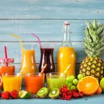 Minum jus memang adalah kebiasaan yang sehat dan punya banyak manfaat untuk tubuh kita. Tapi pernah nggak sih merasa bosan saat meminum jus? Nah, biar nggak bosen, gunakanlah gelas-gelas unik saat meminum jus. Yuk, simak gelas apa aja yang direkomendasikan BP-Guide!