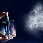 Parfum telah menjadi pelengkap penampilan bagi pria agar selalu percaya diri. Pria juga cenderung bertahan dengan satu parfum yang dijadikan sebagai aroma khasnya. Maka dari itu, ketika parfum dalam botol telah habis, para pria memilih untuk membeli parfum refill dengan aroma yang sama. Berikut adalah 10 rekomendasi parfum refill terfavorit bagi para pria.