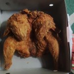 Selain daging sapi, ayam adalah salah satu bahan makanan favorit masyarakat terutama di Indonesia. Dagingnya yang enak tentu cocok dijadikan masakan apa saja. Kalau bingung harus mengolah daging ayam, kamu bisa ikuti resepnya berikut!