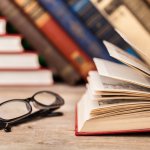 Buku-buku lama atau buku yang diterbitkan pada tahun 80-an atau 90-an, rupanya menyimpan banyak pesan moral yang masih dapat kita pelajari sampai saat ini. Jangan salah, ya, kita bisa belajar banyak hal dari buku-buku lama ini. Sini, BP -uide punya rekomendasinya lho!