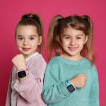 Jam tangan untuk anak Anda? Kenapa tidak? Mari simak keuntungan bagi anak-anak bila menggunakan jam tangan dan tips hadiah jam tangan menarik dari BP-Guide untuk putri-putri kesayangan Anda. Selamat membaca ya, Moms and Dads!