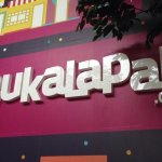 Coba sebutkan marketplace apa saja yang kamu tahu? Salah satu jawabanmu pasti Bukalapak. Memang Bukalapak cukup terkenal bagi para shopaholic. Bukalapak juga tidak segan-segan memberikan beragam hadiah yang bisa didapatkan konsumen. Penasaran? Cek informasi dan triknya di bawah ini. 