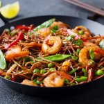 Kabar baik buat kamu pencinta mie goreng! Dalam artikel ini BP-Guide akan memberikan rekomendasi resep mie goreng seafood lezat yang bisa kamu buat sendiri. Kalau malas masak, ada produk mie instan goreng seafood juga yang lebih praktis dan tidak kalah lezat. Simak bersama dalam artikel berikut ini yuk!