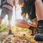 Anda membutuhkan sepatu hiking terbaik yang dapat memberikan kenyamanan dan perlindungan selama petualangan di alam bebas. Temukan koleksi sepatu hiking pilihan kami yang didesain untuk kekuatan, daya tahan, dan kinerja optimal di medan berat.