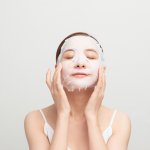 Penggunaan masker wajah dapat terhindar dari berbagai masalah kulit. Berikut kami rekomendasikan masker wajah terbaik untuk dapatkan wajah bersih maksimal. 