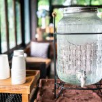Water jug adalah alat penampung minuman yang bisa digunakan saat Anda menggelar acara, seperti arisan atau ulang tahun. Desainnya yang cantik juga membuat dekorasi kian menarik. Simak rekomendasi water jug serbaguna dalam artikel BP-Guide berikut ini!