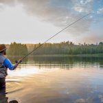 Siapa bilang hobi memancing itu mahal? Padahal ada banyak alat pancing yang harganya terjangkau, lho. Tengok saja artikel ini. Ada 10 reel pancing murah dengan harga di bawah Rp 100 ribu yang bisa menjadi pilihan. 