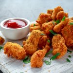 Frozen food adalah makanan yang punya rasa enak dan praktis dimasak. Penasaran frozen food apa saja yang terlaris dan banyak dikonsumsi? Simak rekomendasinya dalam artikel BP-Guide ini!