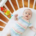 Saat memiliki bayi, Anda membutuhkan perlindungan ekstra agar bayi tetap aman selama beraktivitas di tempat tidur. Pembatas tempat tidur atau bedrail, bisa melindungi bayi agar tidak terjatuh dari atas tempat tidur. Yuk, cek dulu rekomendasi bedrail yang terbaik di sini.