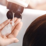 Bagi kebanyakan orang, rambut adalah hal penting yang bisa mempengaruhi penampilan secara keseluruhan. Percuma baju dan aksesori bagus jika rambut terkesan berantakan. Maka dari itu, rambut perlu dirawat agar lebih indah, sehat, dan bisa mendukung penampilan. Gunakan rekomendasi kondisioner dari kami!