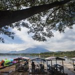 Selain dodol, Garut juga terkenal memiliki tempat-tempat wisata yang mempesona. Anda bisa berjalan-jalan ke gunung, pantai, atau mandi air panas selama di Garut. Jika sudah lelah, bermalam saja di salah satu penginapan yang ada di sini. Selain menginap, Anda juga bisa menikmati berbagai fasilitas yang asyik dan membuat rileks.