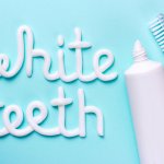 Senyum ceria dengan gigi putih, bersih, dan sehat akan membantu meningkatkan rasa percaya diri. Semua itu bisa kamu dapatkan dari penggunaan pasta gigi pemutih yang tepat secara teratur dan konsisten.