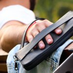 Untuk kamu yang ingin tampil penuh gaya, tentu wajib memakai clutch bag kualitas terbaik. jangan lewatkan ragam produk rekomendasi kami. Selain berkualitas tinggi, dijamin bisa bikin kamu lebih percaya diri lho!