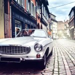 Mobil antik memang selalu mengundang perhatian dan decak kagum. Kamu tertarik dengan mobil antik? Bisa segera cek rekomendasi dari kami ya!