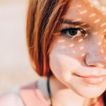 Punya kulit wajah kombinasi memang terkadang merepotkan, apalagi kalau belum tahu cara merawatnya. Nah, kali ini BP-Guide mengajakmu untuk mengenal kulit wajah kombinasi dan merekomendasikan berbagai produk pembersih muka yang dijamin cocok banget dengan wajah kombinasi.