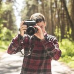 Anda hobi fotografi dan ingin menjadikan hobi Anda menjadi tambang uang? Tentunya kamera Nikon menjadi pilihan bagi Anda pencinta fotografi terutama bagi yang suka menjelajah alam. Ada beberapa jenis kamera Nikon yang bisa menjadi pilihan dan menyesuaikan dengan kebutuhan Anda, apa saja? Berikut BP-Guide akan memberikan rekomendasi pilihan kamera Nikon terbaru. 