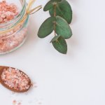 Garam himalaya merupakan salah satu garam yang bagus untuk kesehatan. Selain garam dapur, konsumsi garam himalaya juga sangat diperlukan untuk menunjang kesehatan. Simak manfaat garam himalaya untuk kesehatan. Jangan lupa cek juga rekomendasi garam himalaya dari kami!