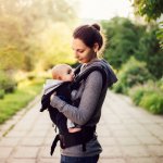 Buah hati yang baru lahir hingga usia 24 bulan memang kebanyakan digendong. Nah, pilih gendongan dengan tepat ya untuk kenyamanan Anda dan buah hati!