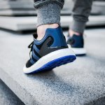 Pecinta sneakers pasti tahu deh kalau Adidas Yeezy punya pesona yang tak bisa diabaikan begitu saja. Walaupun harganya selangit, namun berapa pun yang dikeluarkan tidak masalah, bukan? Yuk, lihat sneakers yang kayak gimana, sih, yang dijadikan rekomendasi BP-Guide!