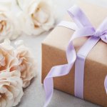 Nếu như bạn đang cân nhắc việc chọn lựa một món quà cưới đặc biệt dành cho những người thân yêu thì đừng ngần ngại gì nữa mà tham khảo ngay danh sách 10 món quà cưới cực kì thiết thực và ý nghĩa dưới đây nhé!  