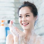 16 Rekomendasi Sabun Mandi Korea yang Ampuh Mencerahkan Kulit Pilihan Pakar untuk Kulit Lebih Bersih dan Cerah Alami!