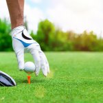 Anda pernah merasa tertarik untuk memasuki dunia golf yang elegan? Stick golf adalah kunci untuk memahami seni memukul bola di lapangan hijau.

