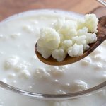 Masker kefir sempat menjadi fenomena kecantikan di Indonesia. Semua orang berbondong-bondong menggunakan masker kefir. Apa saja sih tips yang perlu diperhatikan agar penggunaan masker kefir menjadi optimal? Yuk simak artikel berikut.