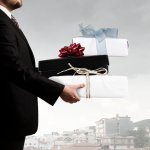 The giving of gifts to your employees and clients is certainly a move in the right direction as the thoughtfulness behind it counts and is always appreciated. There are gifts and there are the best of gifts. This article would unravel the best gifts options that would make the services of your employees and that of your clients patnership appreciated.   