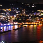 伊豆には、雄大な海と新鮮な海鮮料理が楽しめる宿がたくさんあります。今回は、伊豆で記念日に人気の温泉宿の「2026年最新情報」をお届けします。カップルにおすすめの露天風呂付客室がある宿や、露天風呂から海を眺められる宿はもちろん、おすすめのデートスポットもご紹介しますので、この記事を参考にして、思い出に残る記念日旅行にしてください。