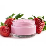 Stroberi tak hanya nikmat untuk dikonsumsi, loh. Buah berwarna merah cerah ini juga bisa dimanfaatkan sebagai bahan utama dalam pembuatan skincare. Nah, kalau kamu mengaku sebagai pencinta stroberi, kamu wajib mencoba aneka skincare berbahan stroberi. Kami punya sederet skincare yang bisa jadi andalan para pencinta stroberi. Simak bersama rekomendasi dari BP-Guide ini, ya!