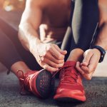 Berolahraga menjadi pilihan yang tepat untuk menjaga imun saat pandemi seperti saat ini. Tentunya, untuk memastikan tubuh tetap sehat dan hasil sempurna, maka olahraga harus dilakukan dengan aman dan tidak menimbulkan cedera. Salah satunya adalah dengan menggunakan sepatu olahraga yang tepat.