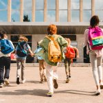 Anda pasti ingin memberikan yang terbaik untuk anak Anda, termasuk dalam hal tas sekolah. Memilih tas anak sekolah terbaik adalah langkah penting dalam memastikan kenyamanan dan keselamatan mereka di sekolah.