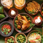 Indonesia memang punya kekayaan kuliner yang hampir tidak terbatas. Nikmati pengalaman baru menyantap makanan khas Indonesia di restoran yang mewah. Berikut ini BP-Guide berikan rekomendasinya!