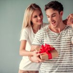 Your boyfriend deserves the best gift on his birthday and this is where you will find all the best gifts for him in 2018. BP Guide has plenty of ideas for you, from cologne and shoes, to books, bags and more. If nothing on our list catches your fancy, use our gift buying guidelines to find something you think he will like more.