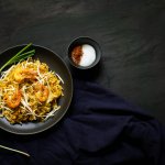 Anda pencinta kuliner yang selalu mencari pengalaman makan yang otentik dan memukau? Solo, dengan kekayaan budayanya, juga menawarkan sejumput dunia kuliner Thailand yang patut Anda jelajahi. Berikut adalah lima rekomendasi restoran Thailand terbaik yang akan memanjakan lidah Anda di kota ini.