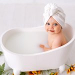 Dalam artikel ini, kami akan memberikan rekomendasi bak mandi yang aman dan nyaman untuk bayi Anda. Pemilihan bak mandi yang tepat adalah langkah penting dalam menjaga kebersihan dan kenyamanan si kecil.
