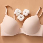 Saat memilih bra, kenyamanan adalah hal utama yang harus dipertimbangkan. Banyak wanita memilih bra tanpa kawat yang tidak menekan bagian dada mereka. Simak rekomendasi bra tanpa kawat terbaik dalam artikel BP-Guide berikut ini!