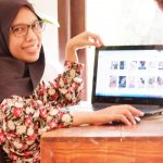 Eni Martini seorang blogger yang banyak mengulas masalah parenting. Yuk, simak interview BP-Guide dengan Eni Martini terkait pengalamannya mendirikan Duniaeni.com. 