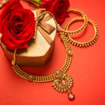 Gold jewellery, without any doubt, is one of the best gifts you could present to your wife. Items as small as earrings are enough to bring a wide smile to your wife's face. Other than being an elegant ornament, gold can also prove to be a good investment. So what are you waiting for? Here are our best 10 gold gifts for wife which you can buy online.
