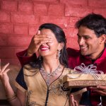 Diwali is the time to spread joy and happiness all around in your social circle. If you really want to gift something unique this Diwali to your friends why not consider gifting homemade gifts? We have created a step-by-step guide for some simple yet exquisitely crafted homemade Diwali gifts for your friends which they are surely not going to forget in a hurry.